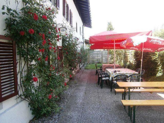 Landgasthof Oberlander Kirchbichl Exteriér fotografie